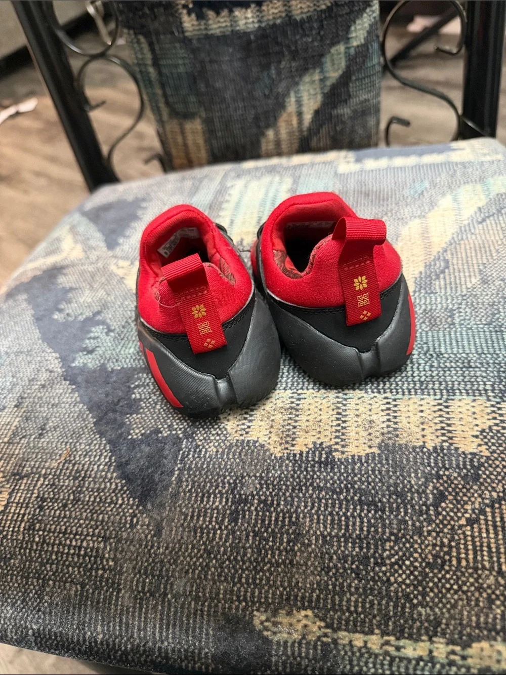 adidas slip water
